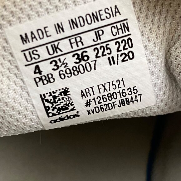 Adidas Stan Smith Primegreen Iridescent Holographic Shiny Accent Sneakers Size 4 - Picture 7 of 10